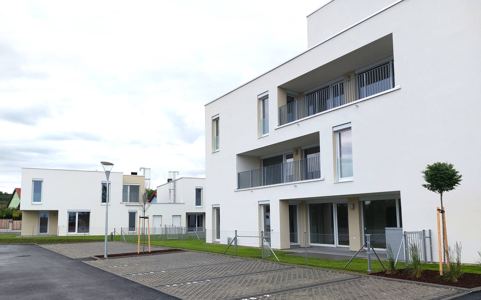 Neubau einer Wohnhausanlage, Bauteil 6A in Kirchberg am Wagram durch die Bauunternehmen Schubrig Krems und Gebrüder Lang.
